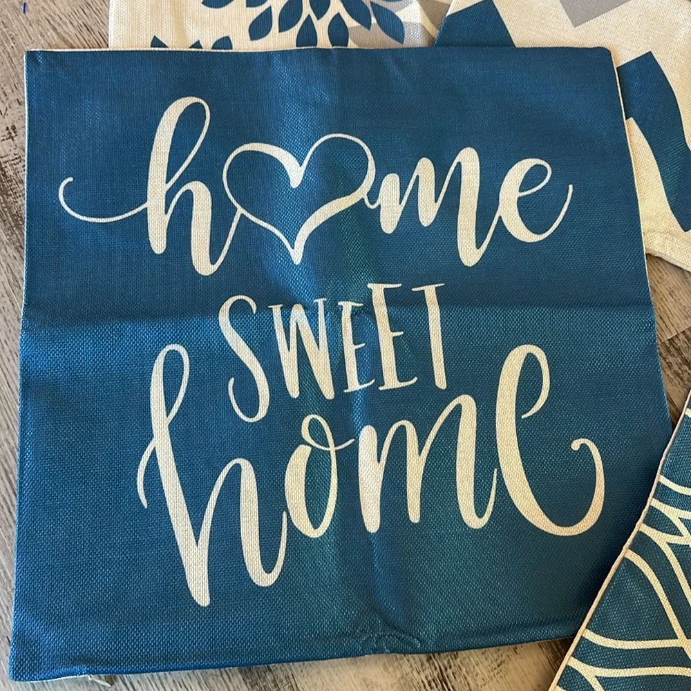 NEW Set of 4 Decorative Pillow Case Covers Large